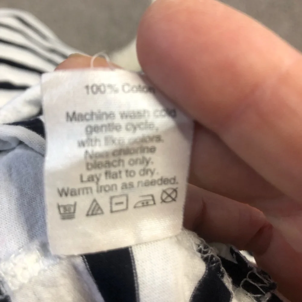 J. Crew Tshirt Small Black White Striped Side Slit Magic Giant Shirt Nautical